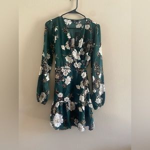 LuLus NWT DRESS $59 +tax out of stock